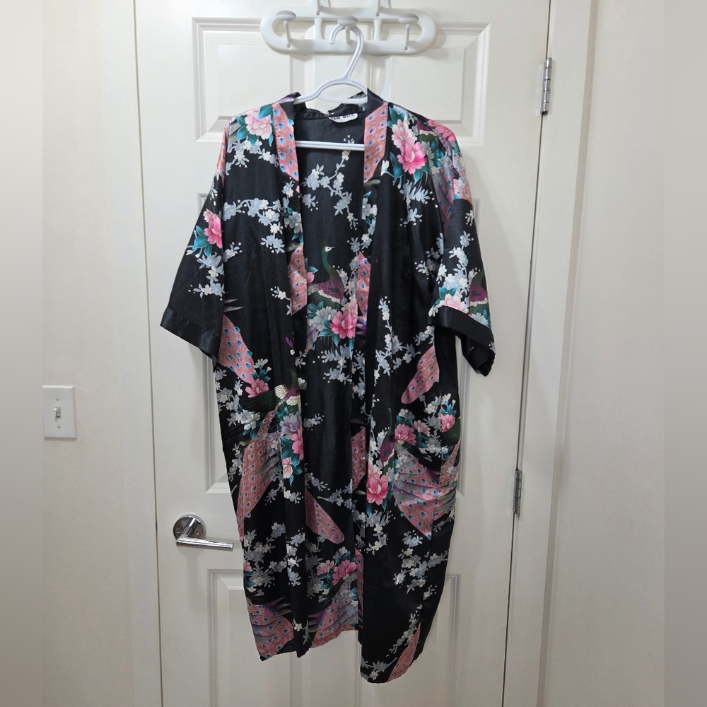 Sam Well kimono